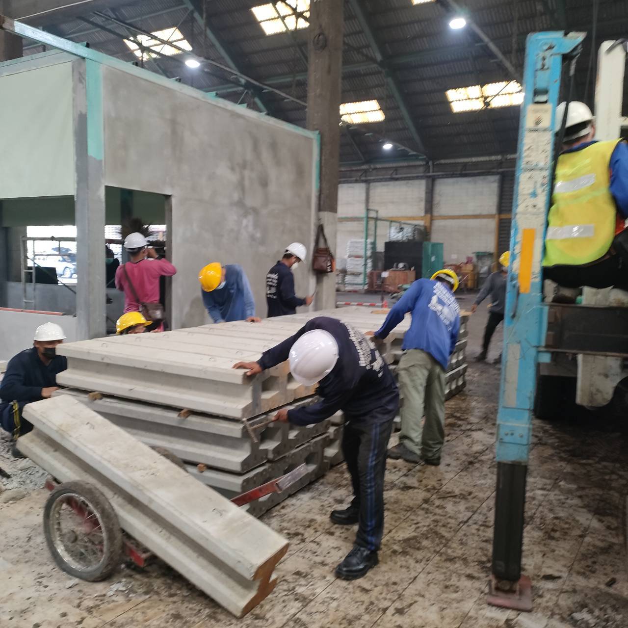 15 - https://ช่างหรั่งบริการรับตอกเสาเข็มไมโครไพล์.com | ช่างหรั่ง ไมโครไพล์ รับตอกเสาเข็มไมโครไพล์ สปัน หกเหลี่ยมแรงคน ให้บริการทั่วประเทศ มั่นใจ อาคารบ้านแข็งแรง รับประกันผลงาน