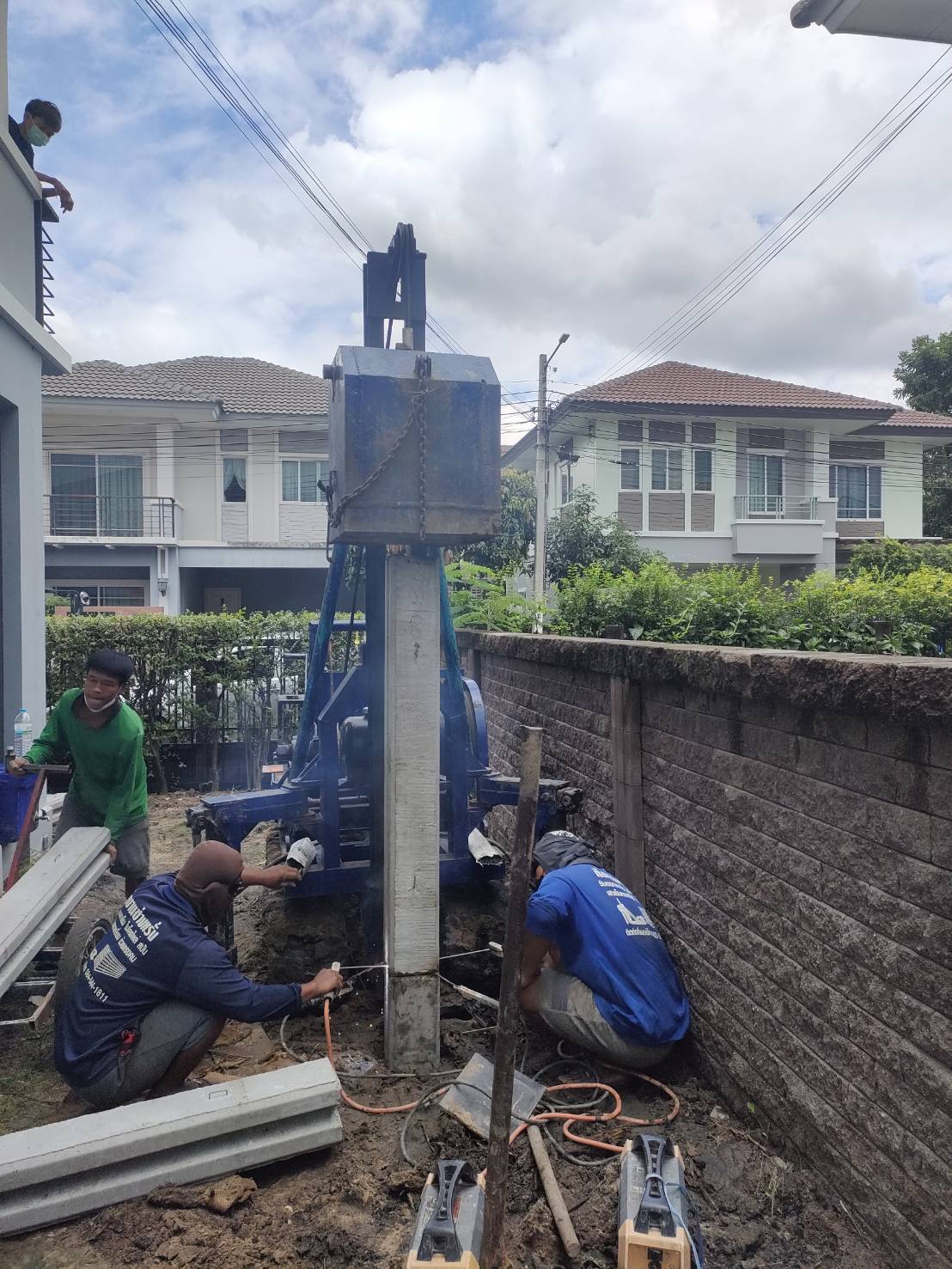 24 - https://ช่างหรั่งบริการรับตอกเสาเข็มไมโครไพล์.com | ช่างหรั่ง ไมโครไพล์ รับตอกเสาเข็มไมโครไพล์ สปัน หกเหลี่ยมแรงคน ให้บริการทั่วประเทศ มั่นใจ อาคารบ้านแข็งแรง รับประกันผลงาน