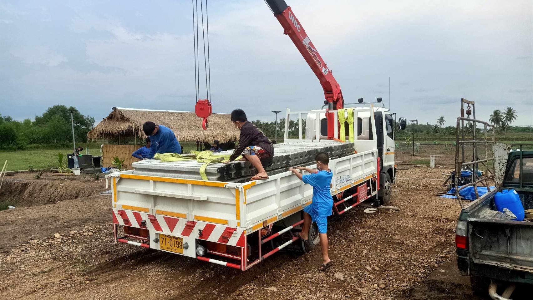 62 - https://ช่างหรั่งบริการรับตอกเสาเข็มไมโครไพล์.com | ช่างหรั่ง ไมโครไพล์ รับตอกเสาเข็มไมโครไพล์ สปัน หกเหลี่ยมแรงคน ให้บริการทั่วประเทศ มั่นใจ อาคารบ้านแข็งแรง รับประกันผลงาน