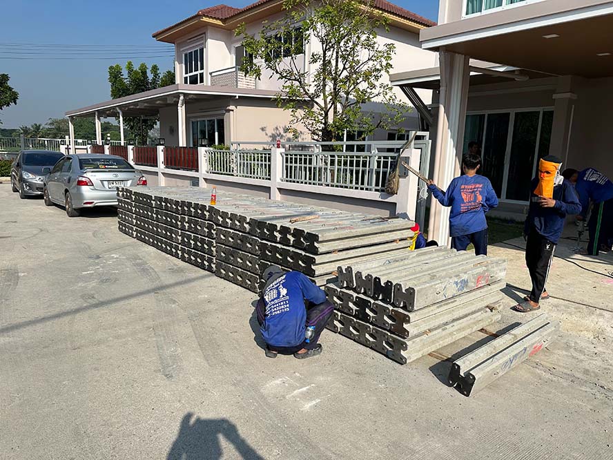 73 - https://ช่างหรั่งบริการรับตอกเสาเข็มไมโครไพล์.com | ช่างหรั่ง ไมโครไพล์ รับตอกเสาเข็มไมโครไพล์ สปัน หกเหลี่ยมแรงคน ให้บริการทั่วประเทศ มั่นใจ อาคารบ้านแข็งแรง รับประกันผลงาน